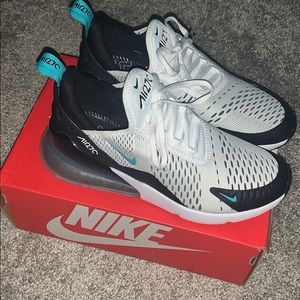 Air Max 270 white/blk/turquoise big kids 6.5
